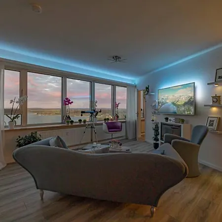 Traumblick! Mitten Im Wasser U. Doch Ganz Oben:) Schleswig