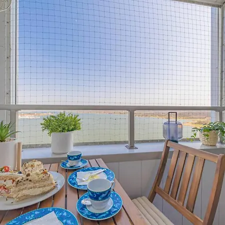 Apartamento Traumblick! Mitten Im Wasser U. Doch Ganz Oben:) Schleswig